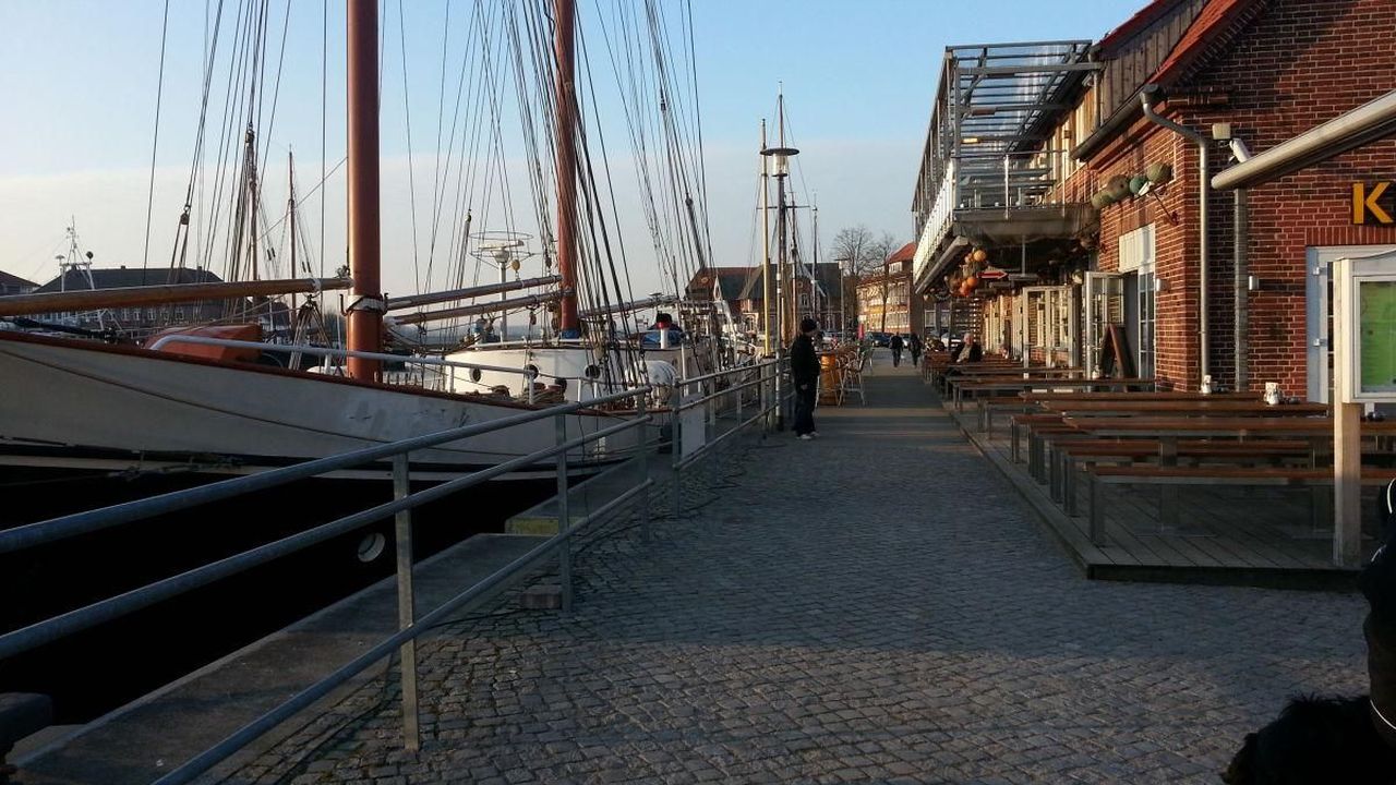 Hafen in Neustadt Klüvers Brauhaus Hafen in Neustadt Klüvers Brauhaus